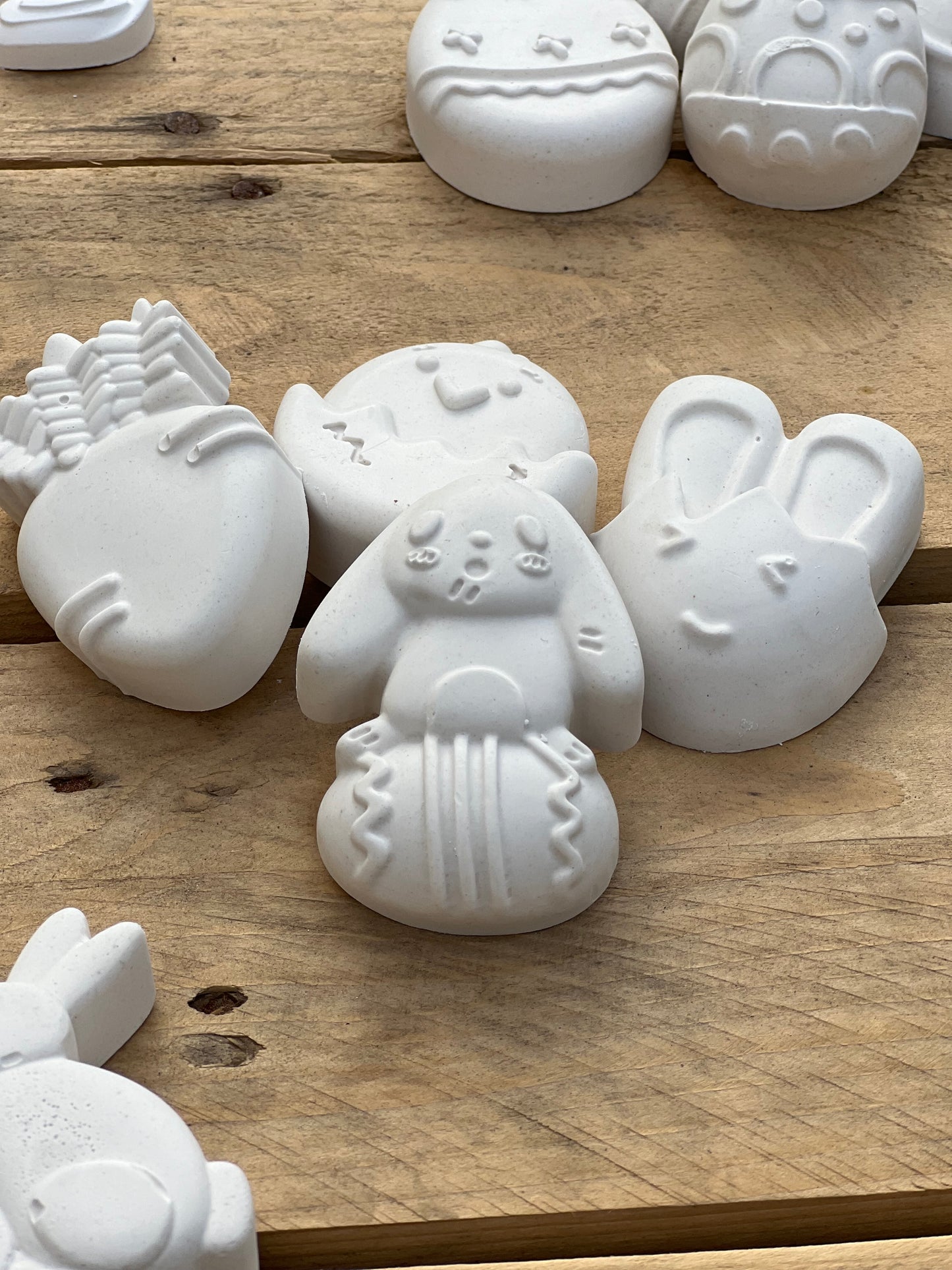 Easter Assorted Figurines- Party Box