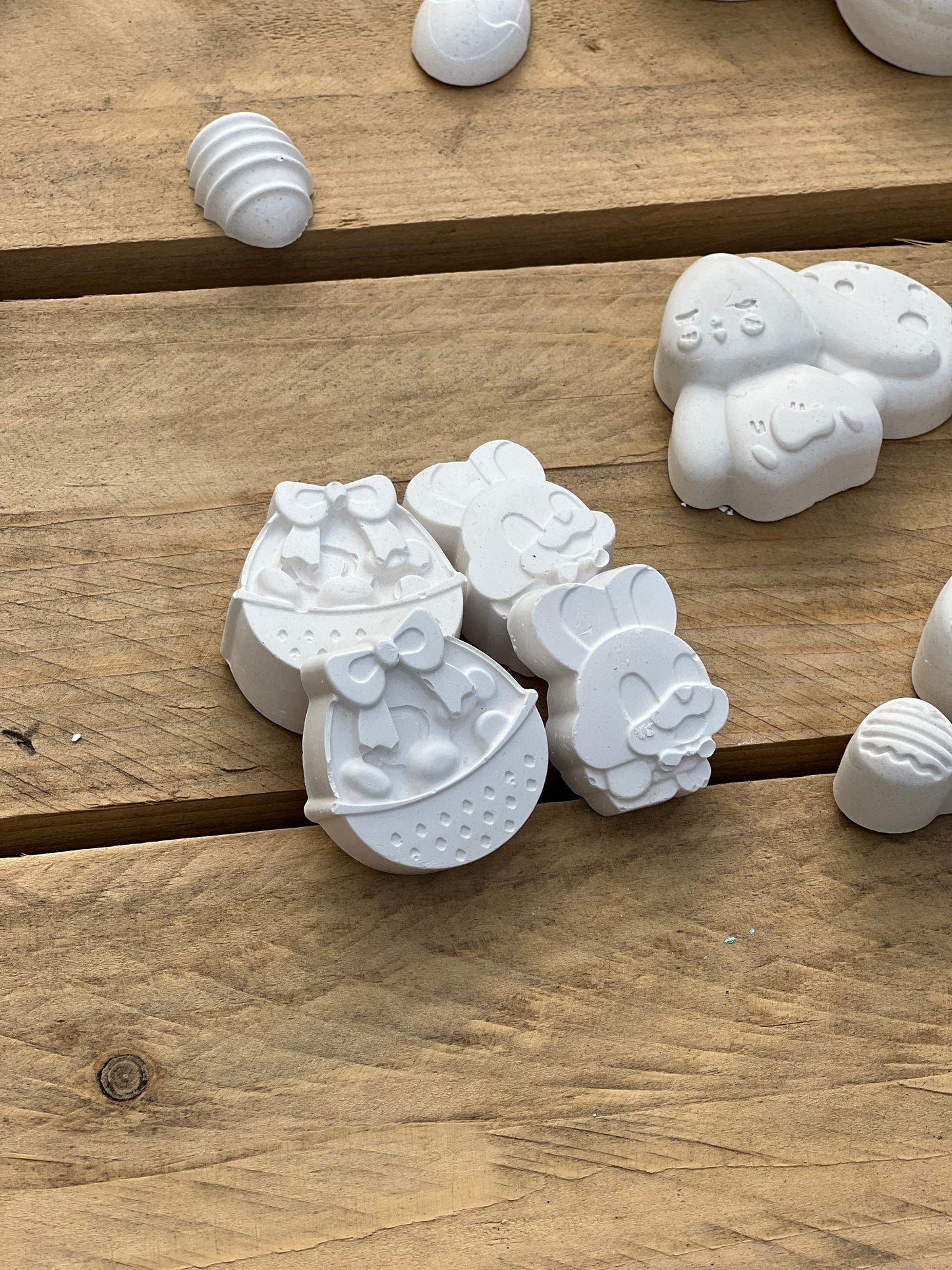 Easter Assorted Figurines- Party Box