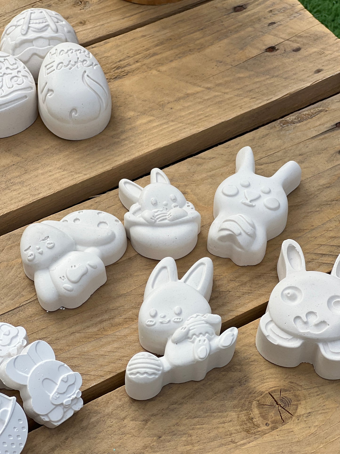 Easter Assorted Figurines - Medium box